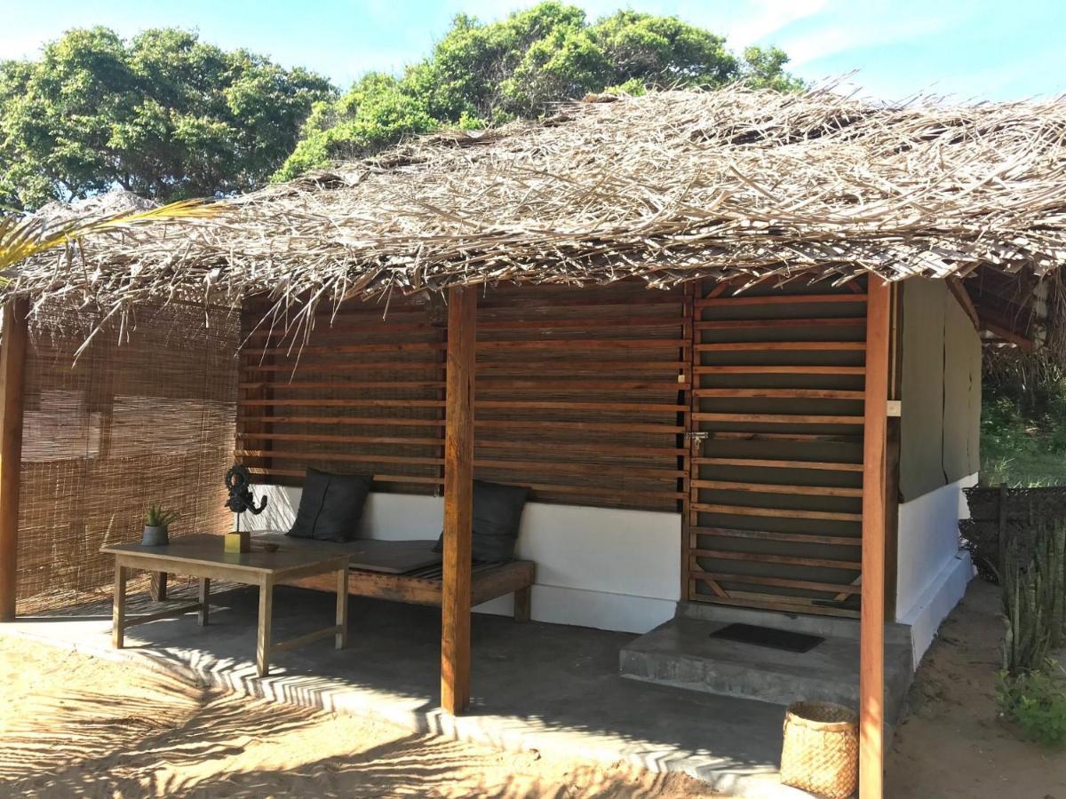 Upali Beach Surf Resort & Cafe Baía de Arugam Exterior foto