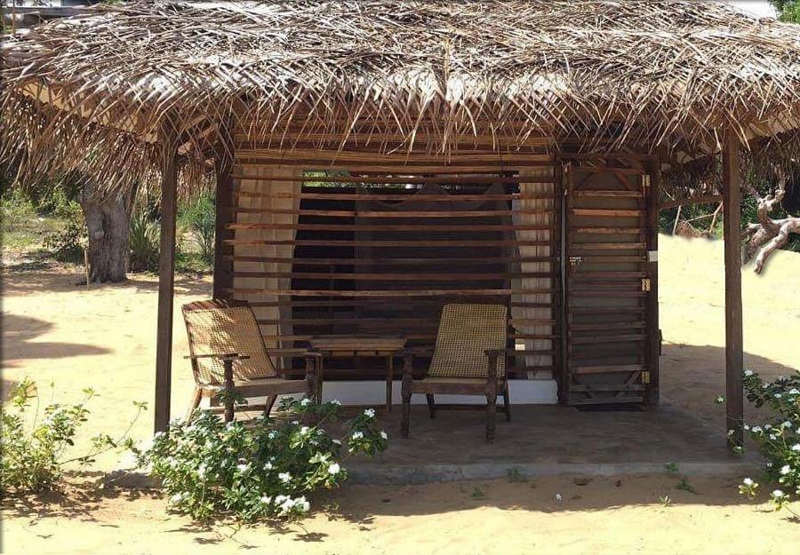 Upali Beach Surf Resort & Cafe Baía de Arugam Exterior foto